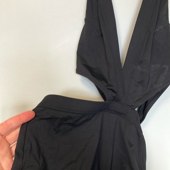 NWT H&M Black Cut Out One Piece Swimsuit - Picture 4 of 7
